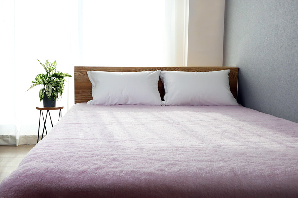 メリノウール両面敷き毛布 – 和雲